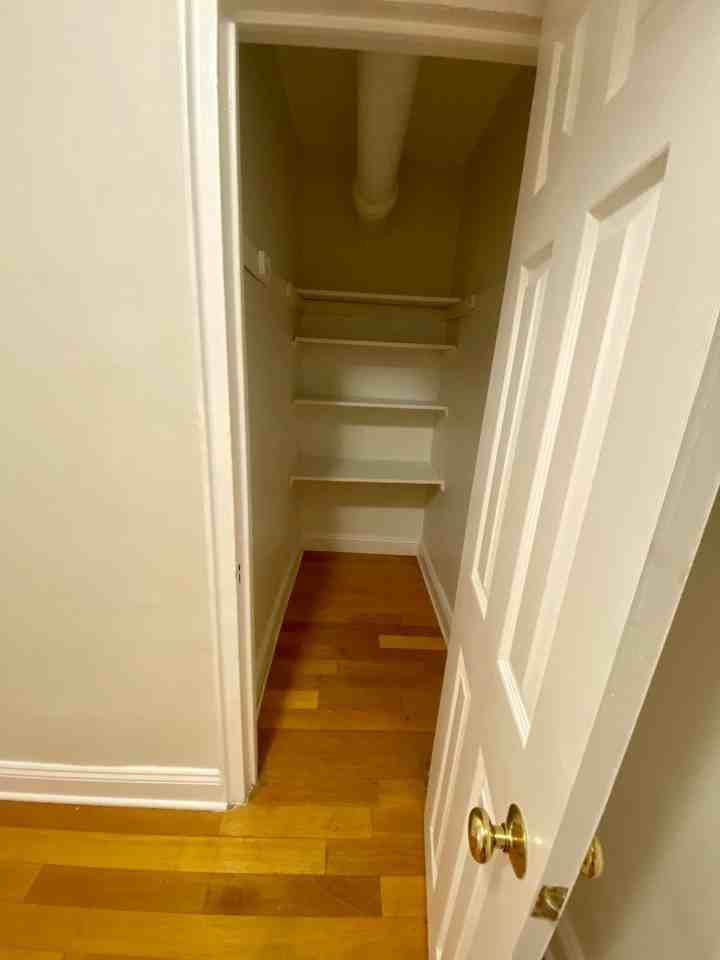 256 Martine Ave #BB - Photo 5 of 10