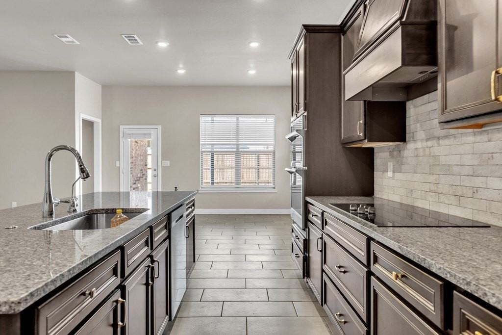 9044 Antelope Ave - Photo 7 of 32