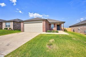 featured image of 11736 Nw 96th St