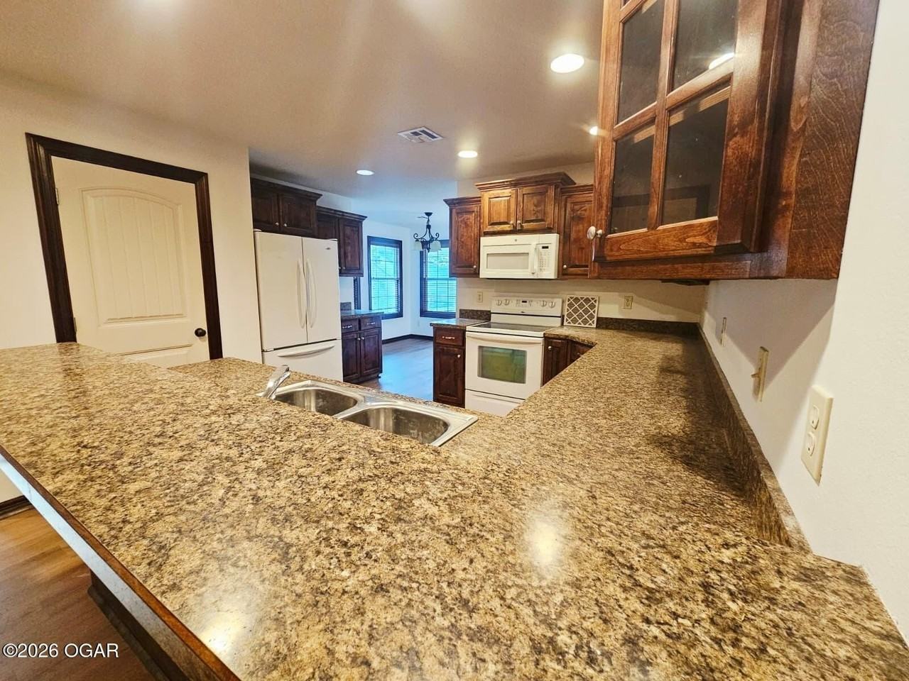 2729 Iron Gates Rd - Photo 5 of 16