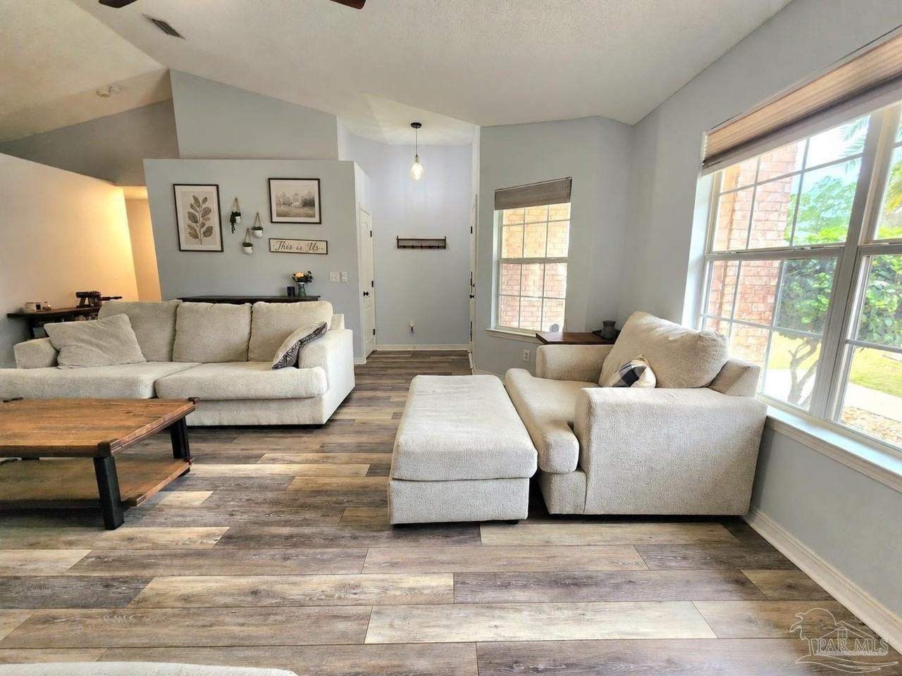 2008 Horton Dr - Photo 4 of 24