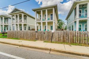 featured image of 1002 W Main St