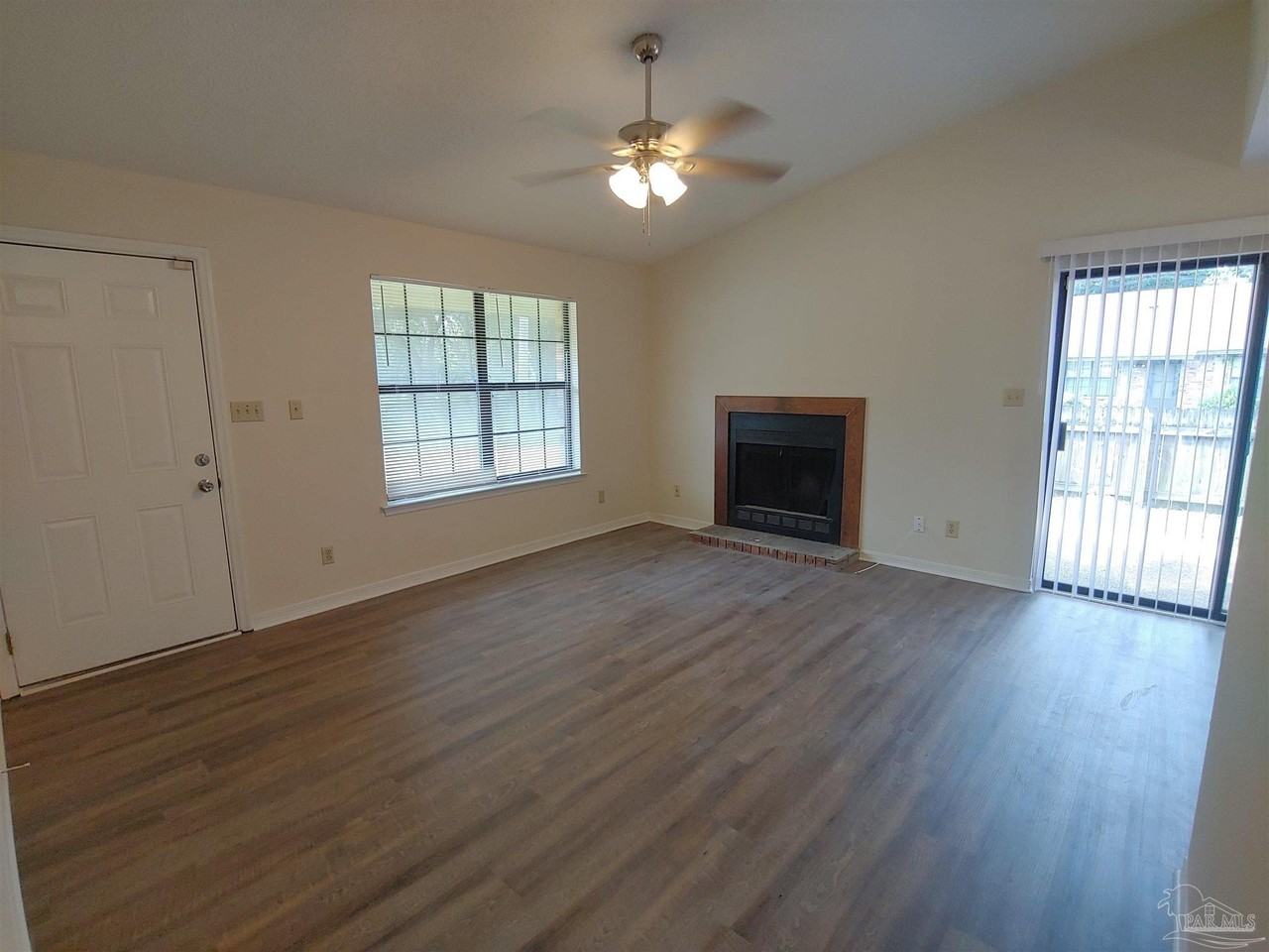 1440 N 61st Ave #5A - Photo 2 of 18