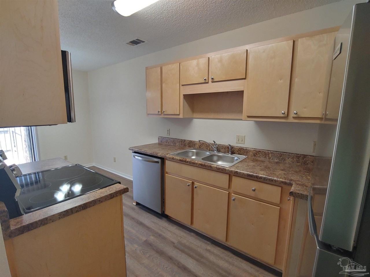 1440 N 61st Ave #5A - Photo 6 of 18