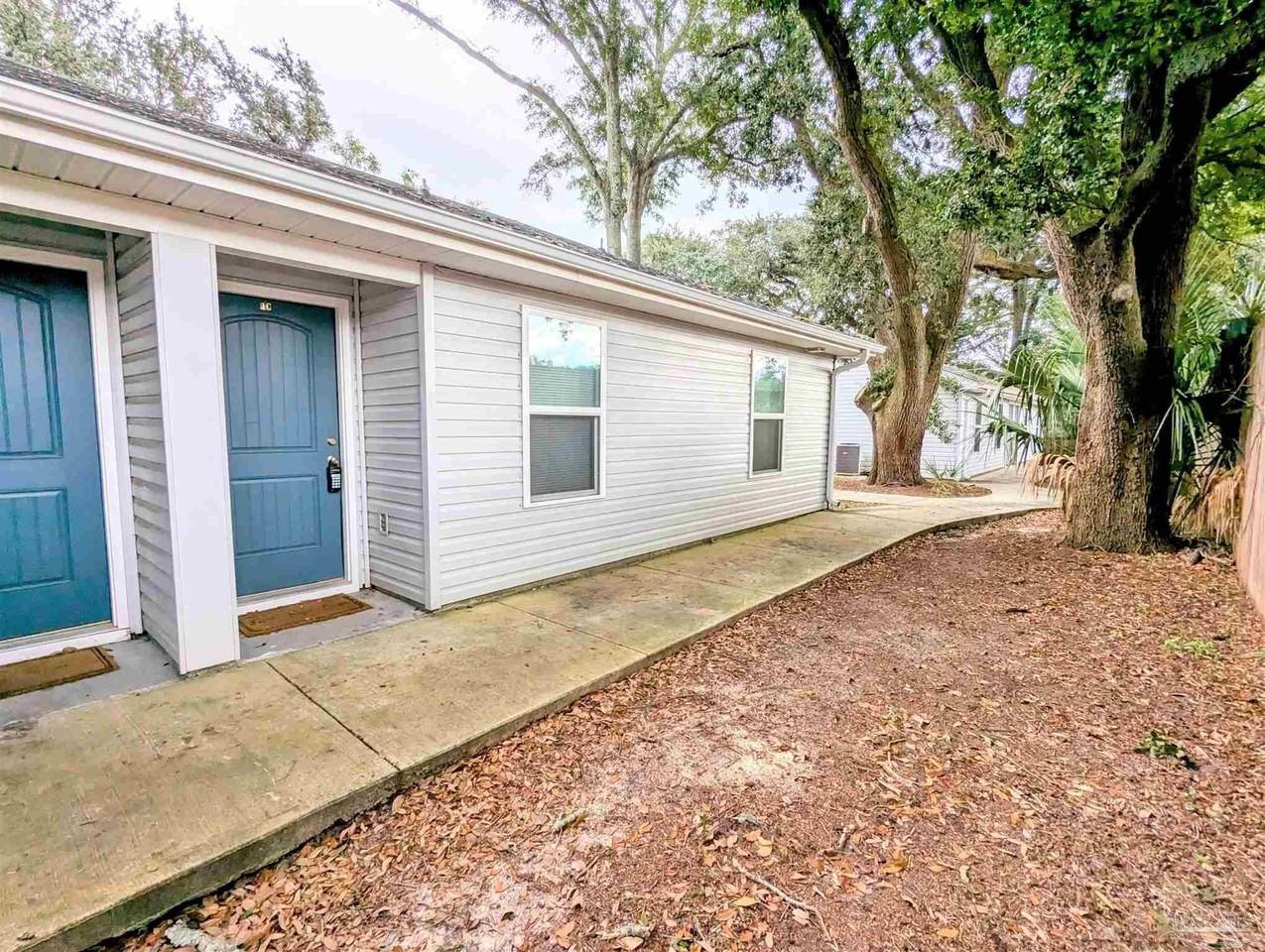 313 N Navy Blvd #1C
