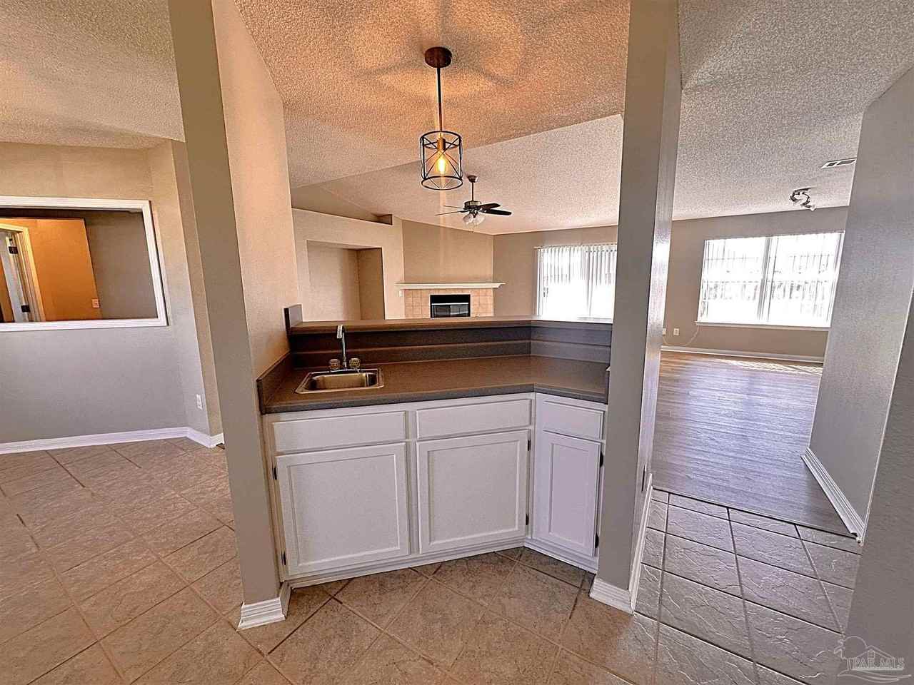 3329 Tiller Ct - Photo 5 of 18
