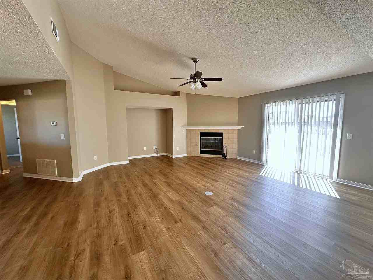 3329 Tiller Ct - Photo 6 of 18