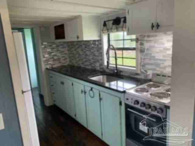 4991 Guernsey Rd - Photo 4 of 6