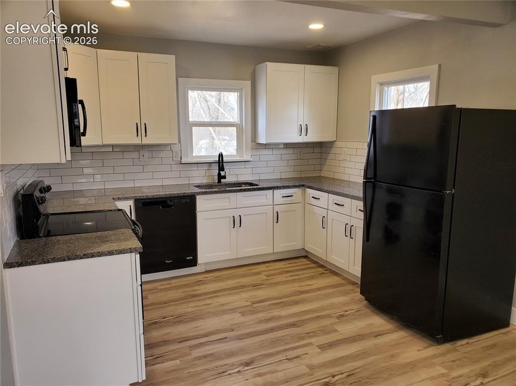 749 E Cimarron St - Photo 2 of 17