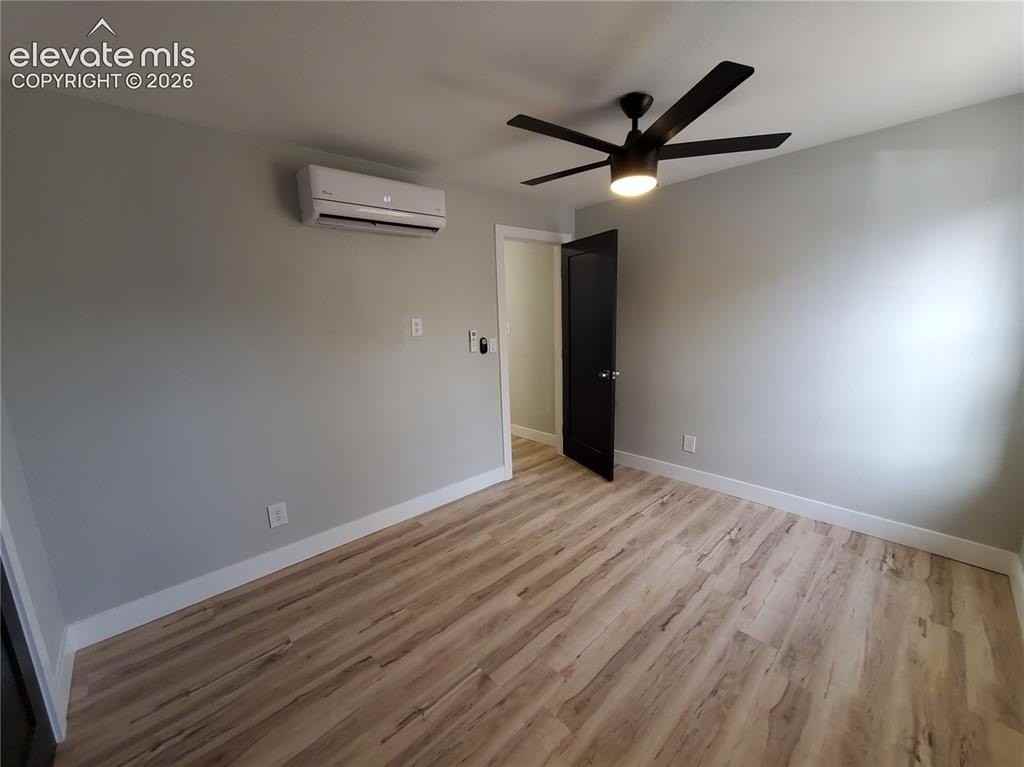 749 E Cimarron St - Photo 6 of 17
