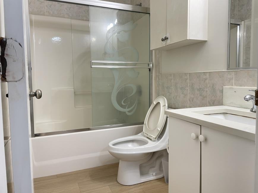 3836 Rumble St Unit 3 - Photo 4 of 5