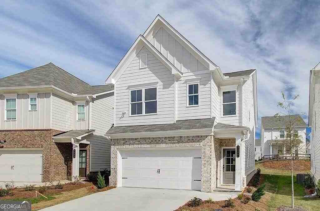 5066 Woodland Hls