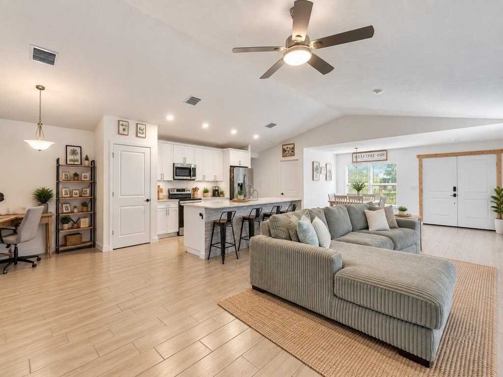 7735 101st Ct - Photo 7 of 16