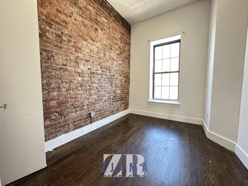 3021 Tilden Ave - Photo 6 of 10