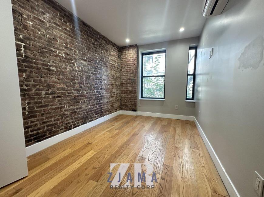 1327 Flatbush Ave - Photo 4 of 10