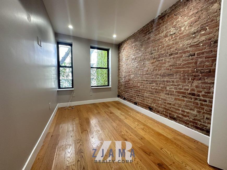 1327 Flatbush Ave - Photo 5 of 10