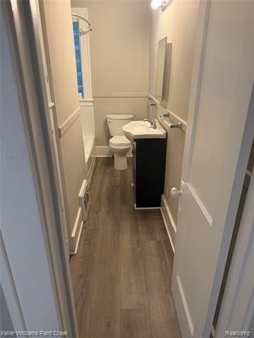 909 Knowles St - Photo 7 of 14