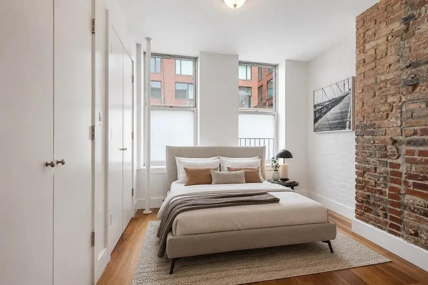 165 Ludlow St - Photo 2 of 7