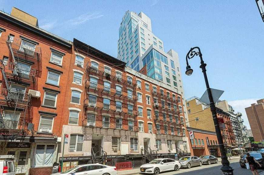 165 Ludlow St - Photo 7 of 7