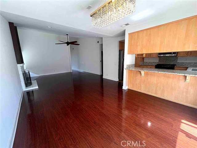 21110 Lycoming St - Photo 4 of 8