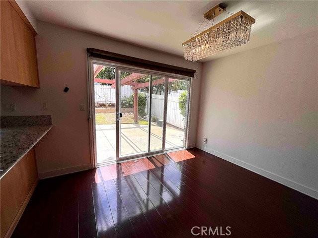 21110 Lycoming St - Photo 5 of 8