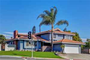 featured image of 714 W Avenida De La Merced