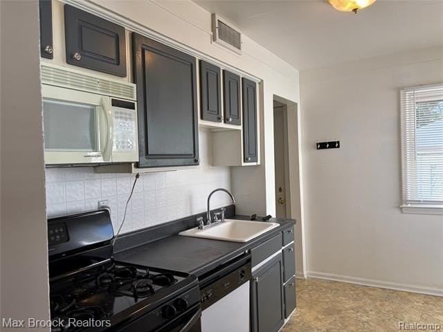 26601 Dartmouth St - Photo 2 of 21