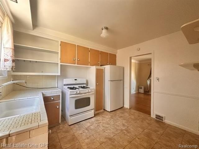 11157 Stockwell St - Photo 6 of 13