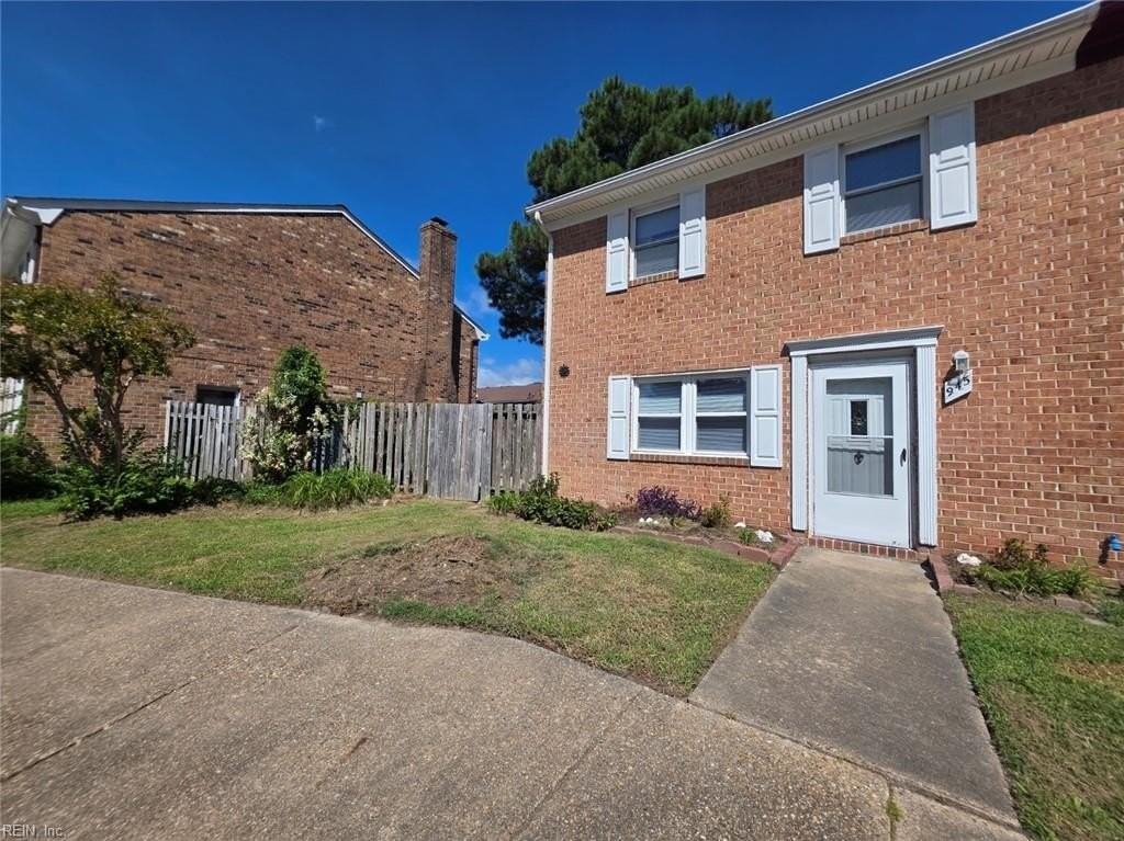 945 Indian Cir - Photo 3 of 26