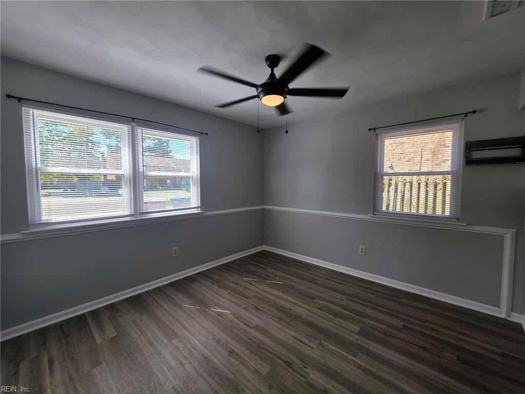 945 Indian Cir - Photo 5 of 26