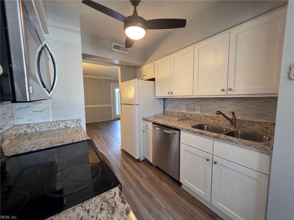 945 Indian Cir - Photo 7 of 26