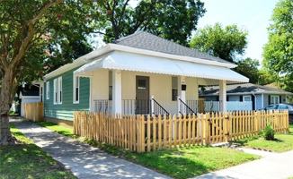 featured image of 1301 W 37th St