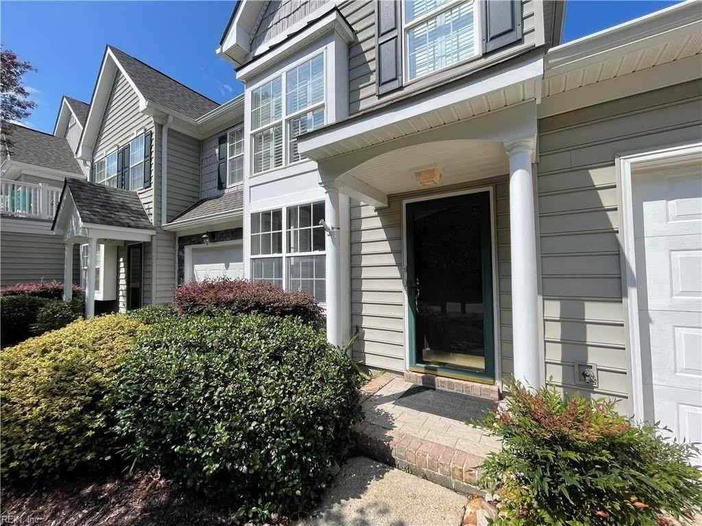 1504 Sawgrass Ln - Photo 2 of 24