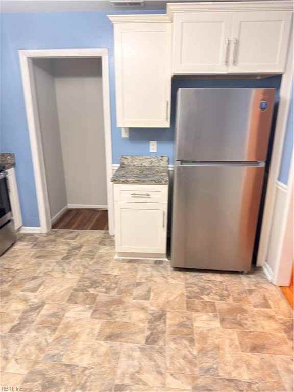 105 Janet Dr - Photo 4 of 13