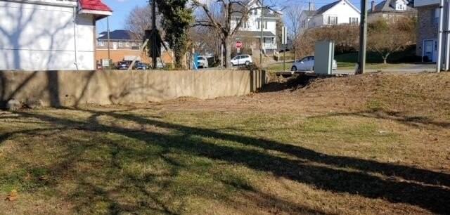 1214 Hamilton Ter Se #A - Photo 3 of 18
