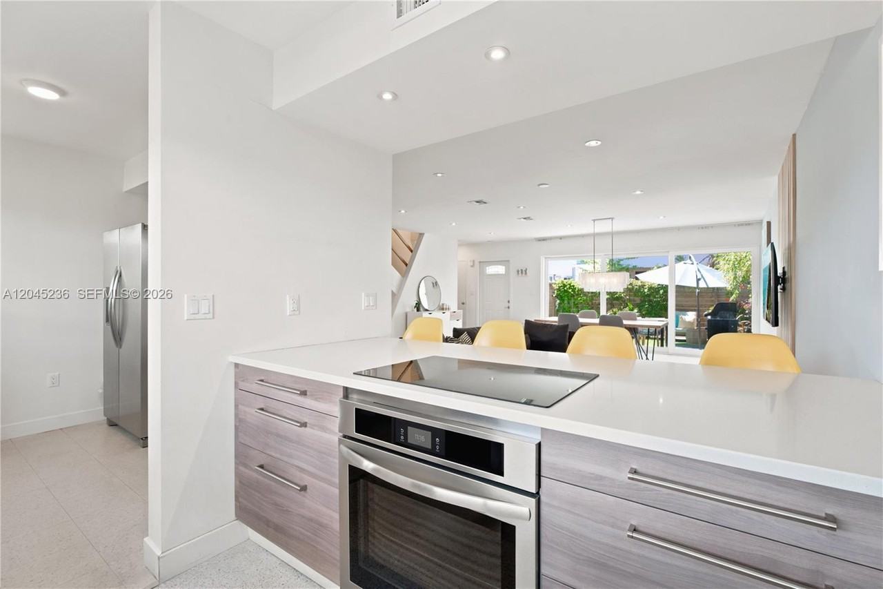 7334 Gary Ave #1 - Photo 4 of 8