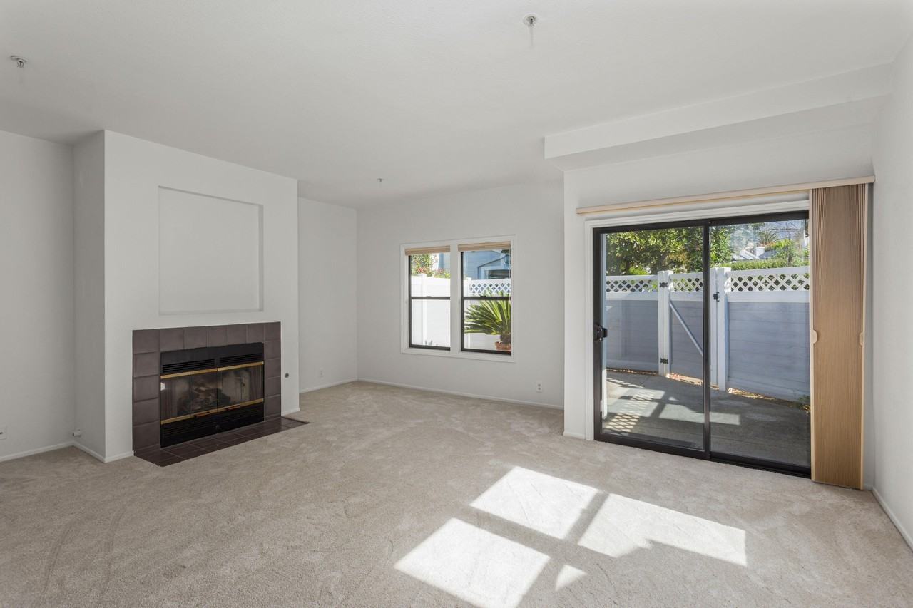 4519 Carpinteria Ave #E - Photo 4 of 29