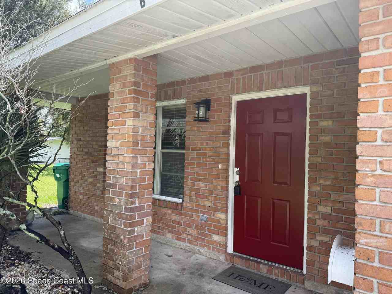 2009 Renee Pl #B - Photo 2 of 11