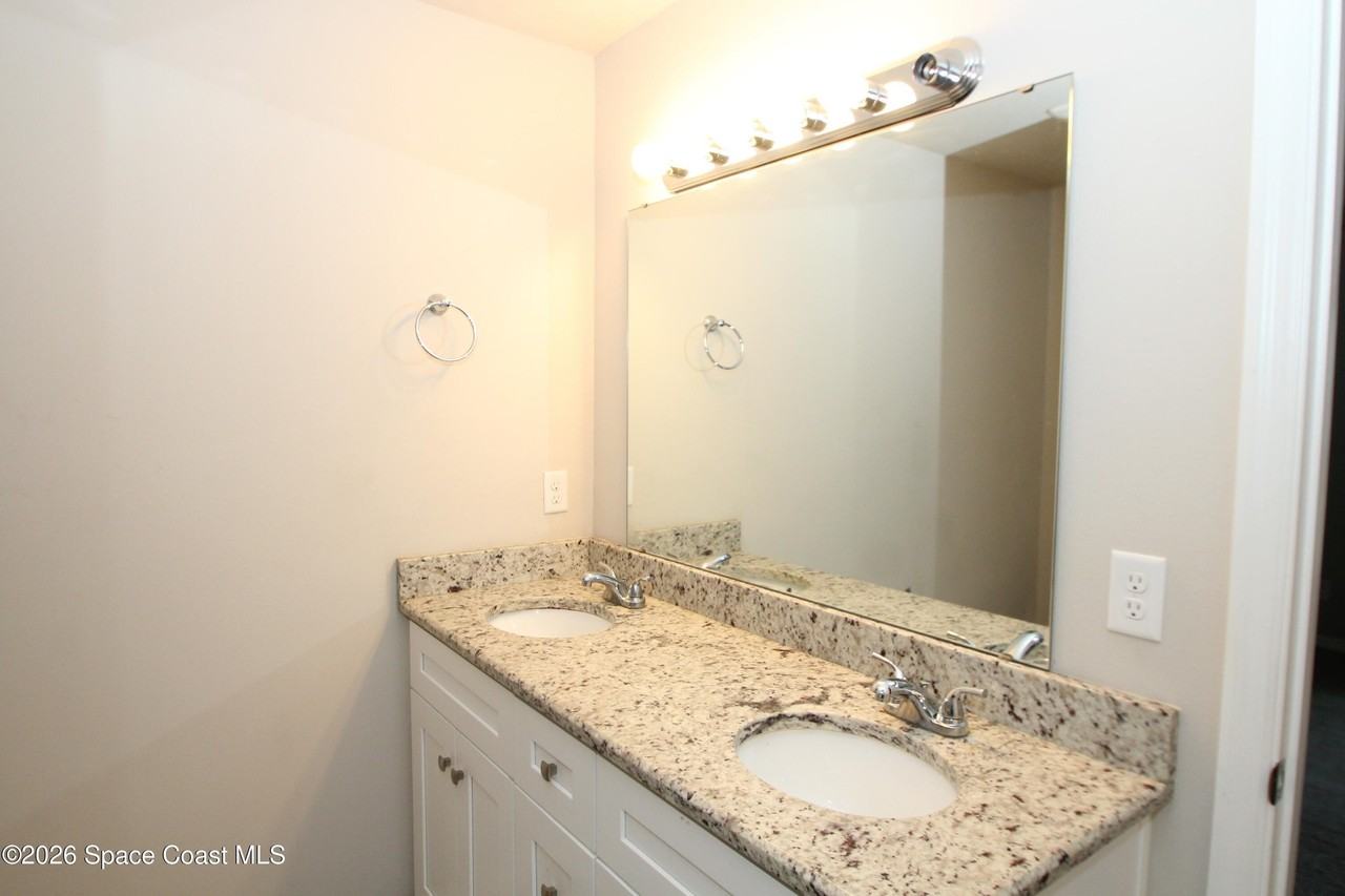 405 Harrison St Sw - Photo 6 of 10