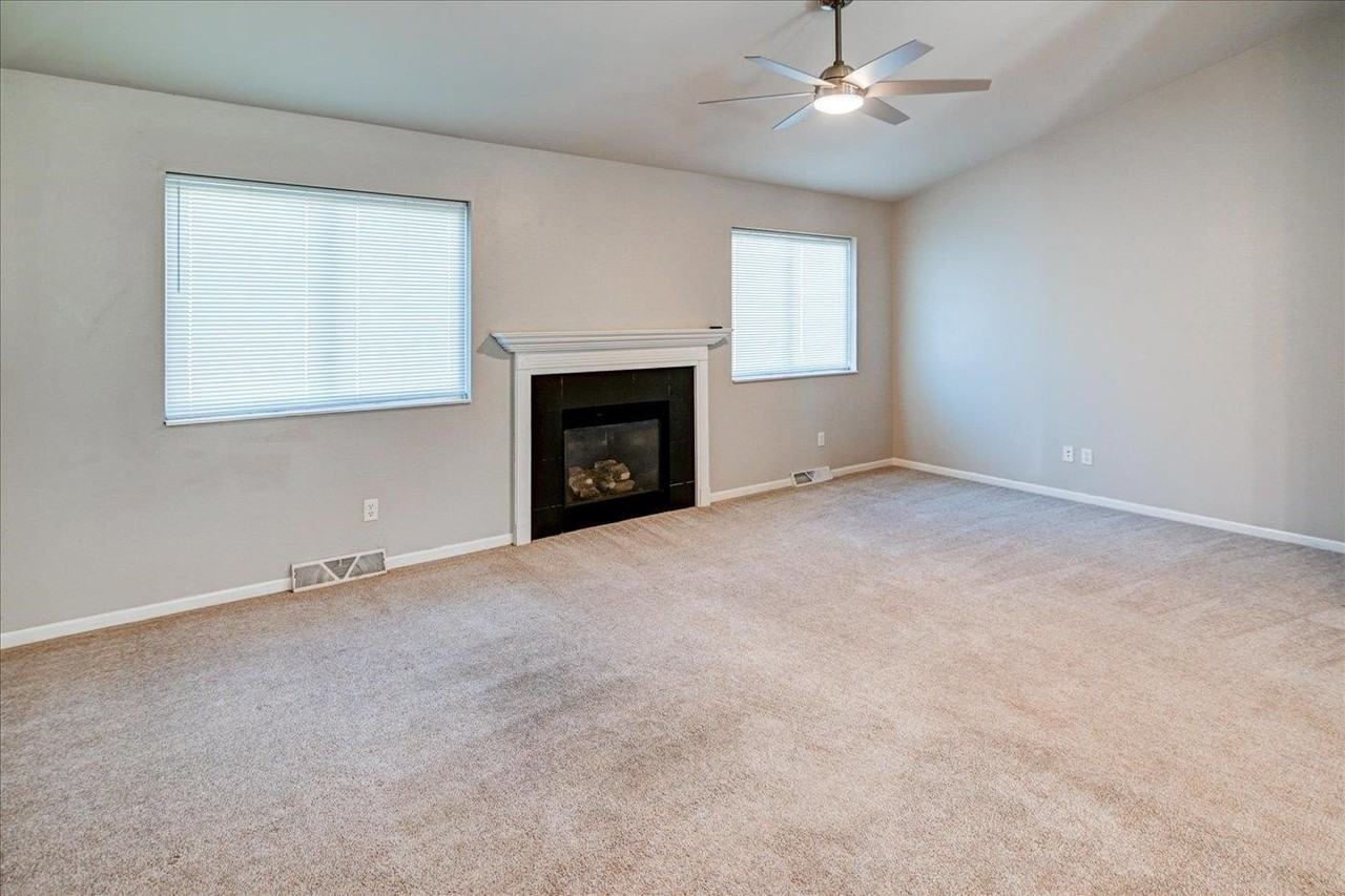 5146 Great Gray Dr - Photo 4 of 42