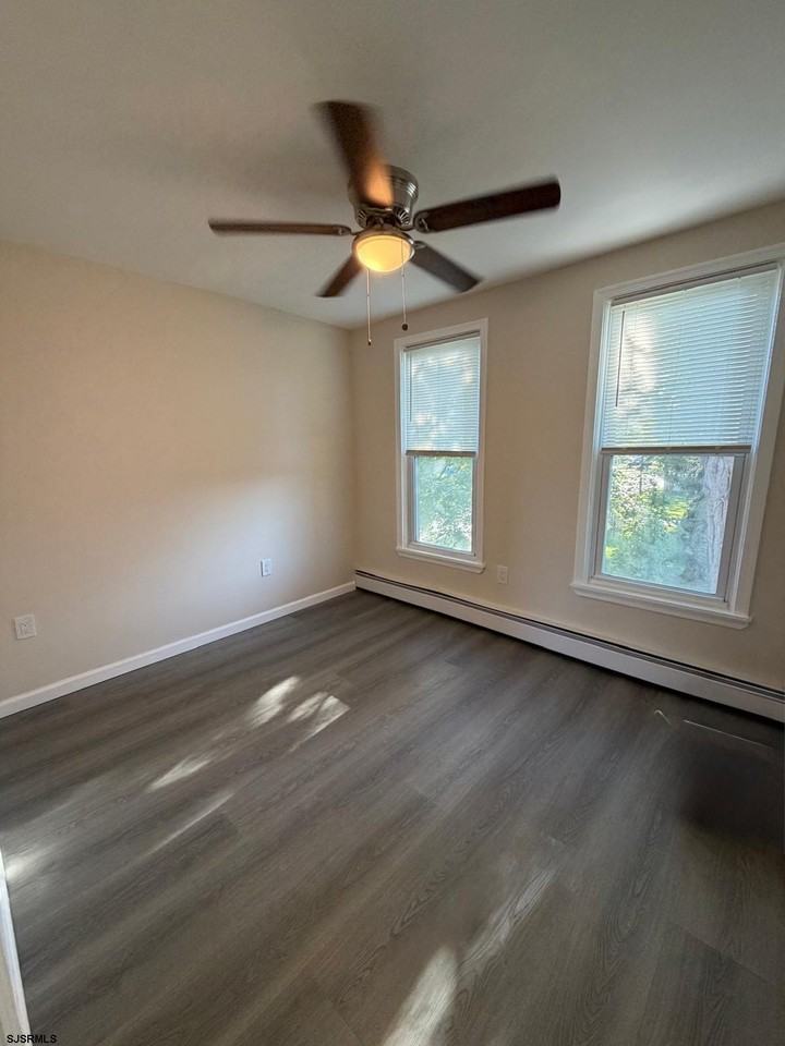 2329 Zion Rd - Photo 5 of 15