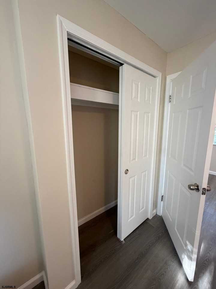2329 Zion Rd - Photo 6 of 15