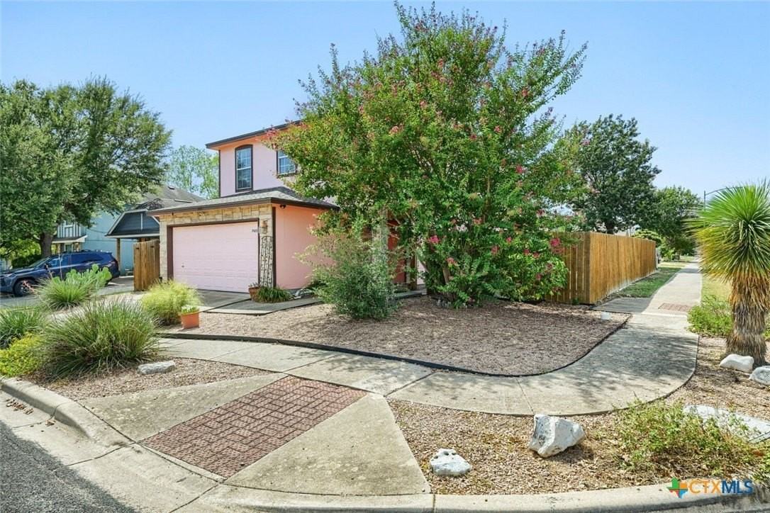 7425 Thannas Way - Photo 2 of 28
