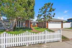 featured image of 3160 Alta Laguna Blvd