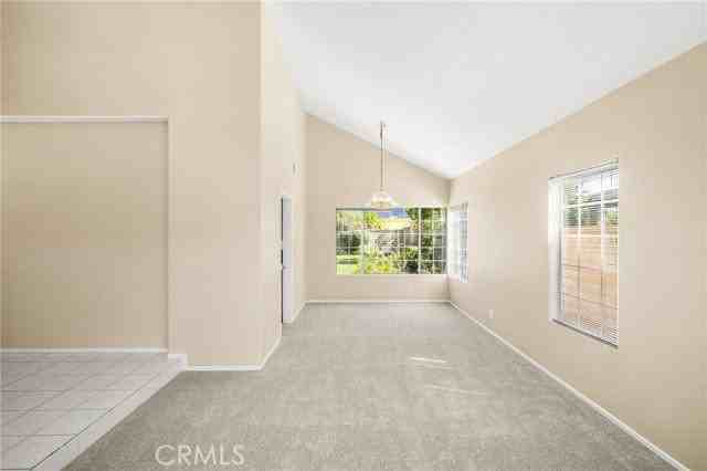 733 S Morningstar Dr - Photo 5 of 8