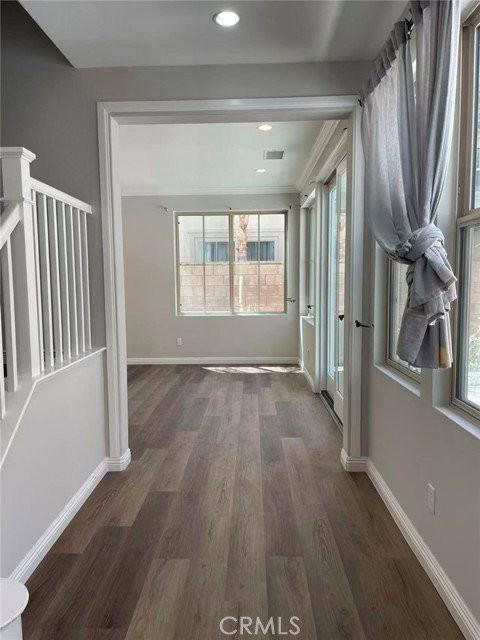 33 Sable - Photo 2 of 8