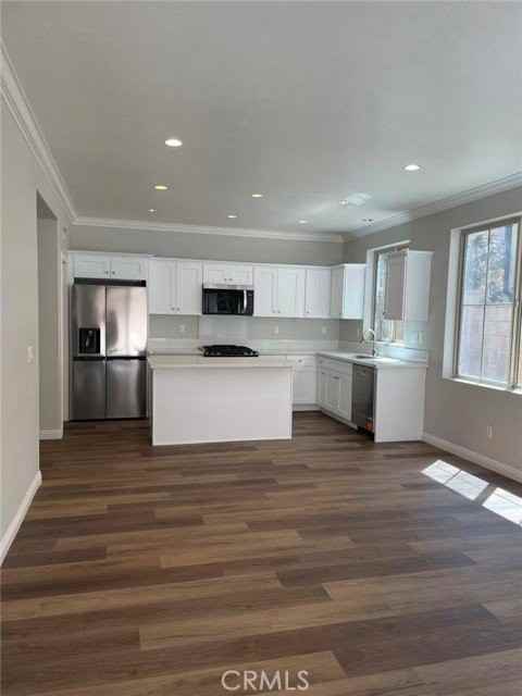 33 Sable - Photo 3 of 8