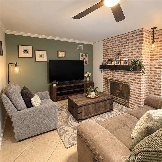 6261 Rosemary Dr - Photo 4 of 7