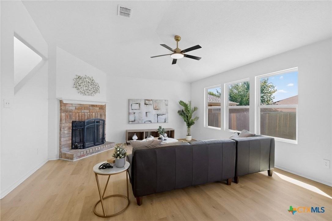 7306 Concerto Dr - Photo 3 of 42