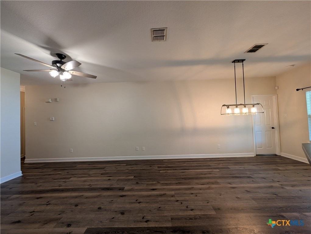 349 Placid Mdw - Photo 6 of 48